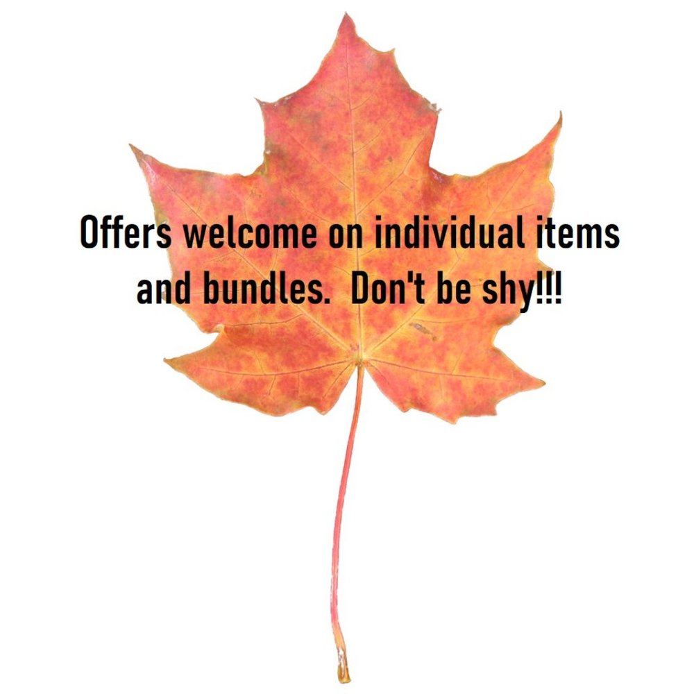 WOMEN 🇨🇦🍁Offers welcome.  I will accept or counter.🇨🇦🍁